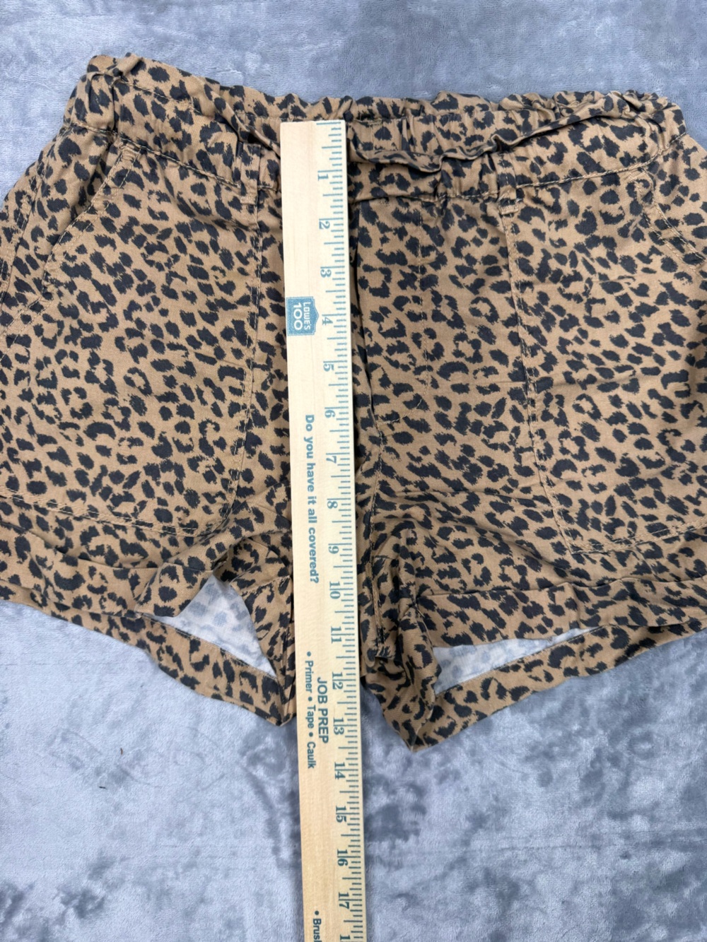 Aerie Leopard Print Elastic Waist Flowy Shorts with Pockets - Picture 7 of 8